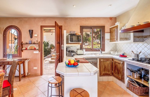 Cala Anguila-Cala Mendia House | Fantastic Villa "Calima" with Sea View, Loggia, Air Conditioning and Wi-Fi