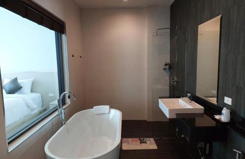 Cha-am Resort | Far Beach House, Cha-am