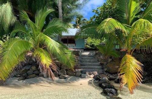 Moorea-Maiao Cottage | Fare Eimeo - Local-Chic Beachfront Cottage