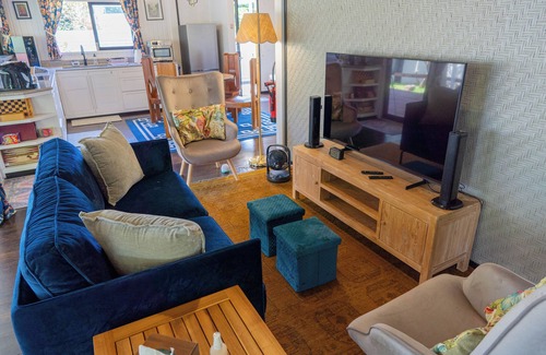 Paea House | Fare Manea - Authentic Polynesian Bungalow in Paea