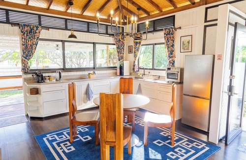 Paea House | Fare Manea - Authentic Polynesian Bungalow in Paea