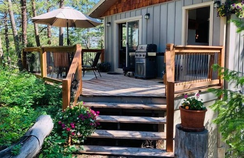 Okanagan-Similkameen Other | Farm Chic Cottage with PRIVATE OUTDOOR SPA