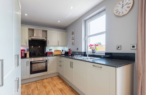 St. Andrews Cottage | Farm Cottage Retreat, with a 6-person hot tub. 5 minutes outside St.Andrews.