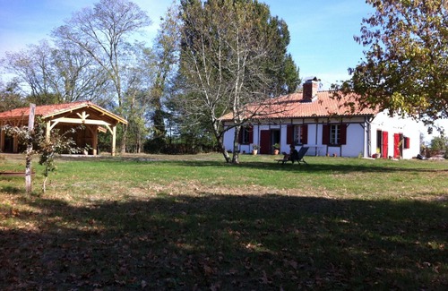 Lue House | Farm of the 19th, fully restored, very quiet, 10 people. Swimming pool.