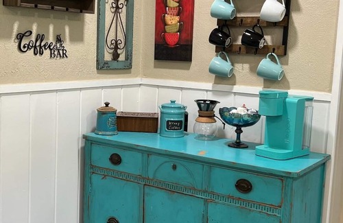 Clay House | Farm Retreat Pet-Friendly Near SAFB, WF, Hunting, Fishing Adventure nearby.