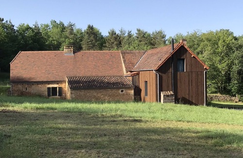 Marcillac-Saint-Quentin House | farmhouse in the heart of nature, a real haven of peace
