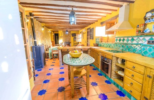 Algarinejo Cottage | Farmhouse by the river intAlgarinejo