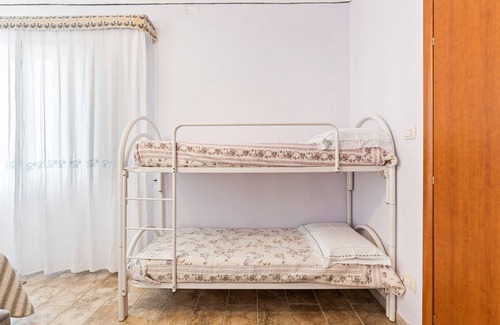 Genoni Other | Farmhouse 'Cuaddus E Tellas- Room 1' with Shared Garden, Wi-Fi and Air Conditioning