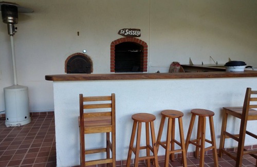 Paruru House | Farmhouse in condominium - lots of greenery, home office and craft beer - Ibiúna-SP