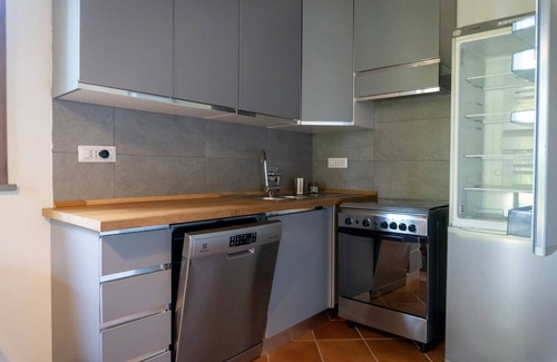 San Giuliano Terme Apartment | Farmhouse La Grotta - Cottage Metato