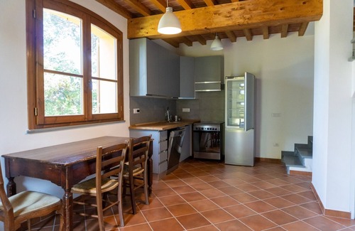 San Giuliano Terme Apartment | Farmhouse La Grotta - Cottage Metato