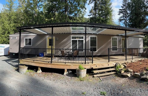 Lindell Beach House | Farmliving by Cultus Lake