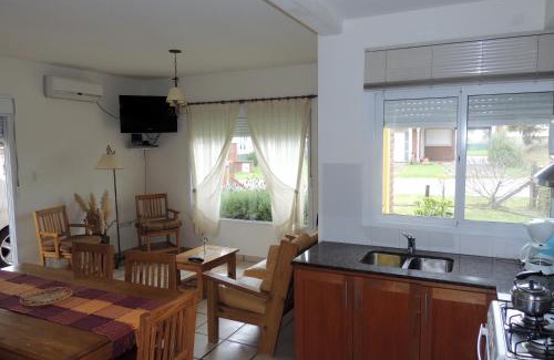 Monte Hermoso House | Faros de Sol