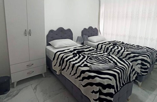 Istanbul City Center Apartment | fatih Full apartment 4 rooms first floor the Heart of istanbul