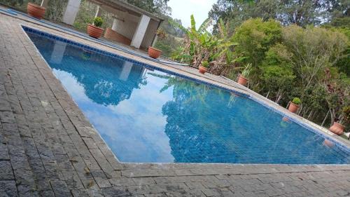 Biritiba-Mirim House | Fazenda com fácil acesso - Piscina e churrasqueira