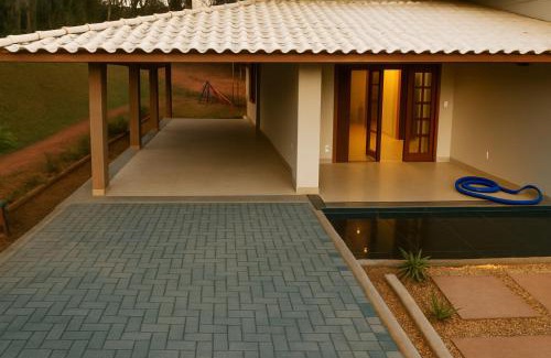 Curvelo House | Fazenda Grand-Place