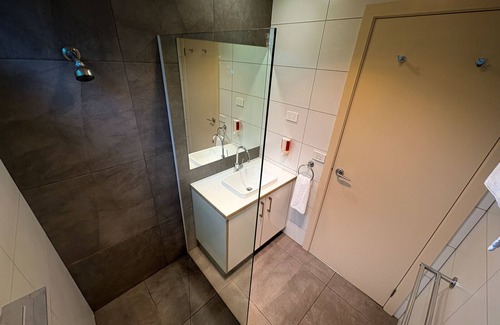 Cape Otway Cottage | FDE 30 - FAMILY DELUXE 3 BEDROOM CABIN