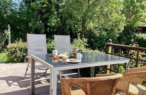 Upleward House | Feha Tied - Ferienhaus, Dusche und Bad, WC, 2 Schlafräume