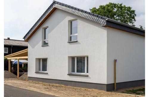 Mirow House | FeHaus Am Walnussbaum