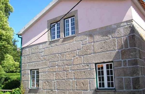Gouveia Apartment | FEITOR'S HOUSE - 6 PAX