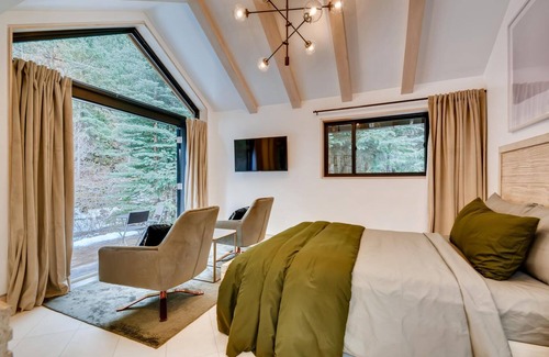 Idaho Springs Cabin | Feldspar Minimalist Modern