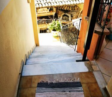 Lakones Apartment | Felicita