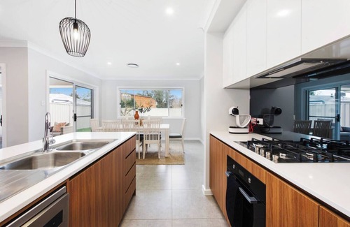 Central Mudgee House | Felicitys on Court A Refreshing Getaway in Town