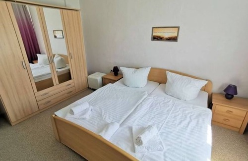 Feldberger Seenlandschaft Apartment | Ferienwohnung Gartentraum - Feriengästehaus Das Anwesen am See