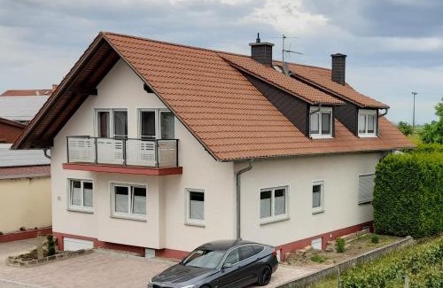 Niederkirchen bei Deidesheim Apartment | Ferienwohnung am Schoosberg, Niederkirchen bei Deidesheim