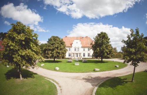 Kroepelin Apartment | Ferien und Pferdehof Gut Klein Nienhagen