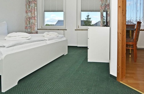 Zempin House | Ferienanlage Zempin - Für Max. 21 Personen, 10 Zimmer mit Bad, Gemeinschaftsraum mit Küche, Terrasse