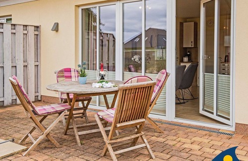 Korswandt Apartment | Feriendoppelhaushälfte Angela Whg. 01 - Angela 01