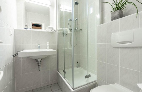 Dranske Apartment | Feriendorf Rugana - Komfortplus 1-Raum Appartement mit Terrasse A41