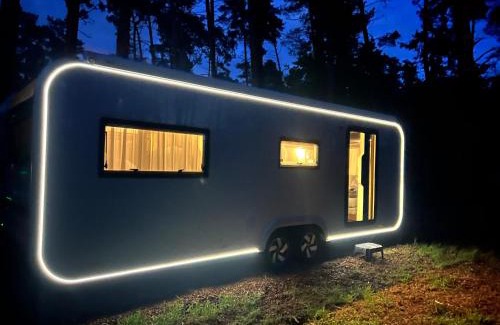 Luetow Apartment | Ferienhäuser Insel Usedom - Luxuswohnwagen 4 mit Whirlpool direkt am Achterwasser