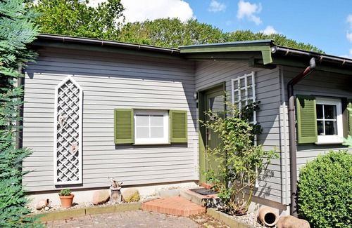 Putbus Apartment | Ferienhaus Achtern im Grünen