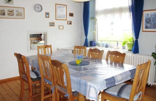 Wittmund House | Ferienhaus " Alte Grundschule Berdum"
