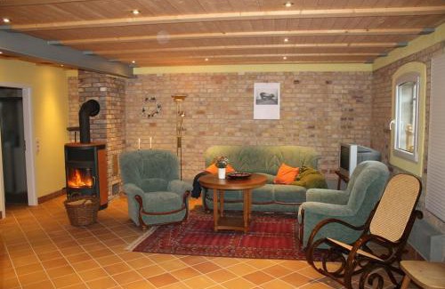 Marlow House | Ferienhaus "Am Lindenhof"