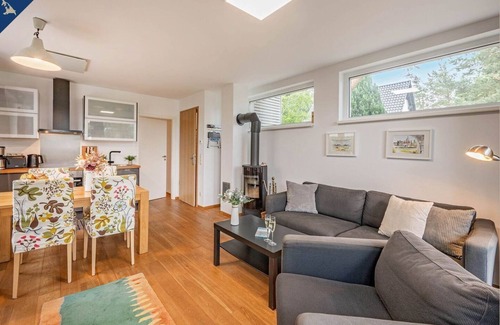 Quilitz House | Ferienhaus am Peenestrom - Beautiful vacation home with terrace and balcony on the