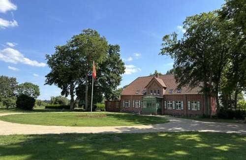 Platschow House | Ferienhaus Forsthaus Stolpe