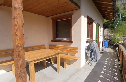 Pany Apartment | Ferienhaus Maliet by Interhome