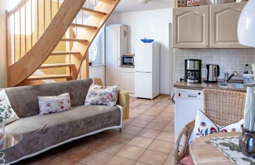 Neuendorf House | Ferienhaus Mandelhaus 1 mit Boddenblick - Natur & Entspannung in Saal