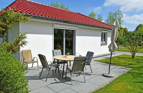 Thesenvitz Apartment | Ferienhaus mit Sauna u Terrasse im Zentrum von Rügen