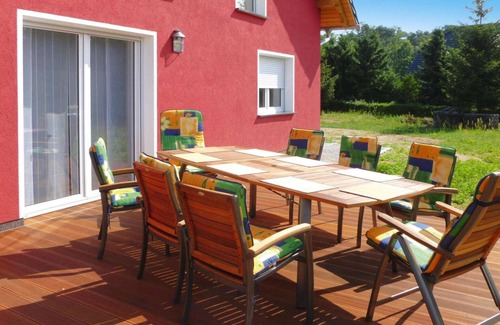 Selchow House | Ferienhaus Zum roten Adler in Storkow