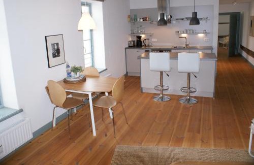 Wismar Apartment | Feriensuite an der Mühlengrube - ABC283 by ABCWismar