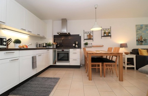 Ostseebad Dierhagen Apartment | Ferienwohnung mit Balkon und Fahrräder Direkt Hinter dem Deich