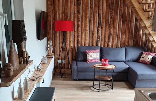 Weilburg Apartment | Ferienwohnung Lahnblick zum Scheuernberger Kopf