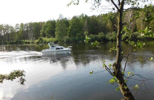 Demmin House | Ferienwohnung am "Amazonas des Nordens"