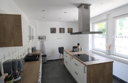 Idar-Oberstein Apartment | Ferienwohnung Aquamarin