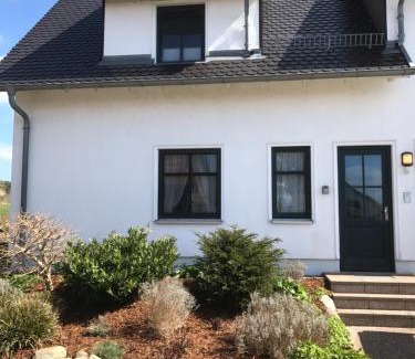 Gross Zicker Apartment | Ferienwohnung auf Rügen mit Boddenblick