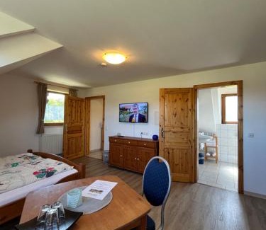 Lahnstein auf der Hohe Apartment | Ferienwohnung Burg Maus